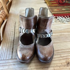 Freebird blade size 7